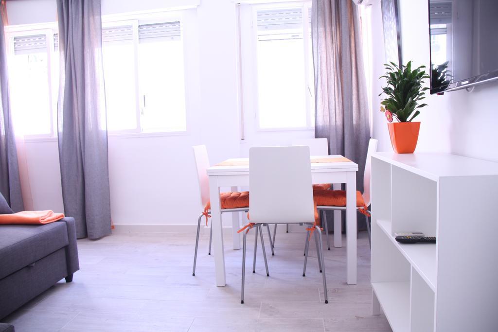 Apartamento Orange Triana Centro Севілья Екстер'єр фото